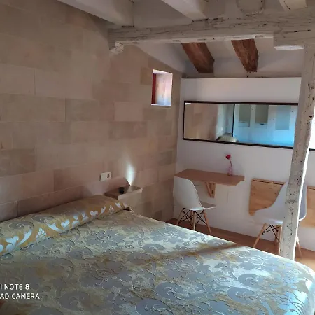 La Casita De *