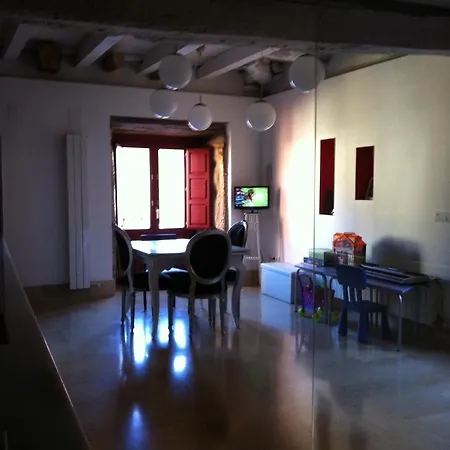 La Casita De